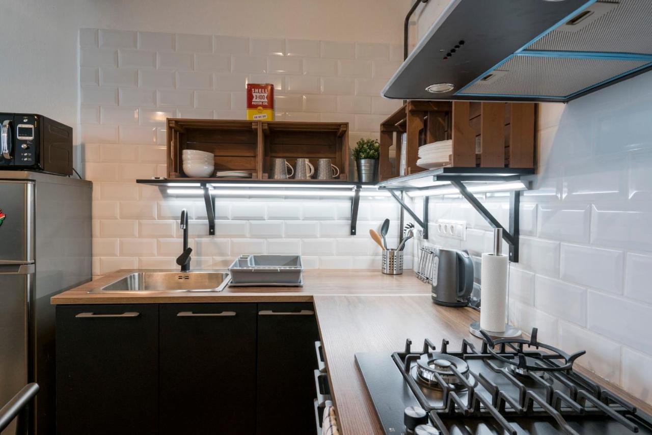Stylish Centrally Located 1Br Apartment With Parking Bratislava Exteriör bild